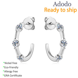 Boucles d'oreilles clous en forme de C en argent sterling 925 plaqué or, motif bambou, avec moissanite taille ronde 0,6 CT VVS GRA, bijoux de créateur - Product Image 1