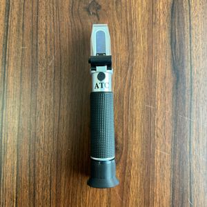 Tamanho do bolso do laboratório 3 em 1 índice da água do Brix seja <span class=keywords><strong>Refractometer</strong></span> do mel do valor Digital para a abelha que guarda o mel - Product Image 4