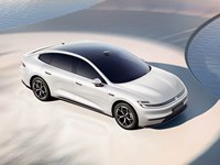 CHANGAN QIYUAN A06 Berline électrique pure de taille moyenne 5 places, véhicule familial à énergie nouvelle en stock