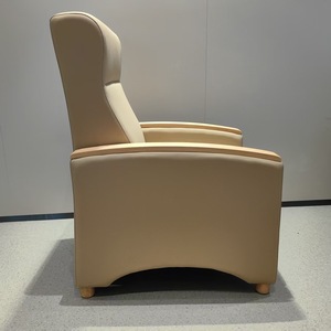 Silla de Hospital KM-SYS19, Cuero Beige, Reposabrazos de Madera Maciza, para Adultos y Personas Mayores - Product Image 4