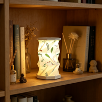 Coffret Cadeau Nouveauté pour Petites Entreprises : Lampe en Papier Rotative Légère à Éclairage Doux, Lampe de Chevet Portable Pliable et Confortable, Veilleuse