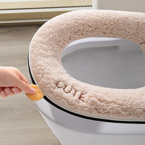 Housse de siège de toilette en peluche chaude pour l'hiver, usage domestique, style fermeture éclair, lavable - Product Image 1