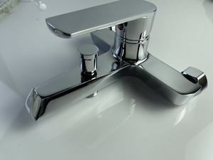 <span class=keywords><strong>Rubinetto</strong></span> per Vasca da Bagno NES-200 in Lega di Zinco, Miscelatore Acqua Calda e Fredda, Doccia <span class=keywords><strong>a</strong></span> Parete, Accessori per Vasca e Doccia - Product Image 2