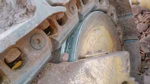 Komatsu D375A475A Grande pelle sur chenilles chargeuse-excavatrice avec composant moteur principal - Product Image 6