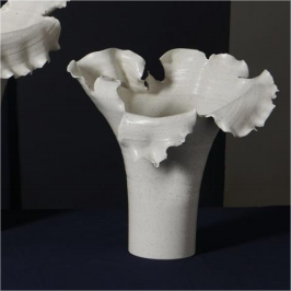 Jarrón de cerámica Blanco de forma Irregular de lujo, centro de mesa de cobre moderno para decoración del hogar o del Hotel - Product Image 3