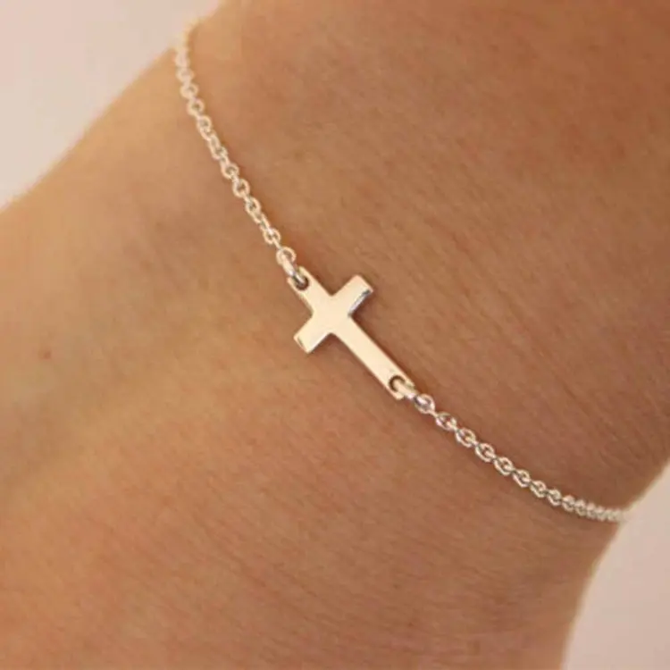 Bracelet Jésus avec chaîne fine ajustable en or bijoux pour femmes bracelet croix Vente en gros pas cher