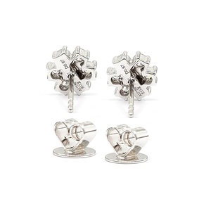 Boucles d'oreilles clous élégantes personnalisées en or blanc massif 18 carats avec diamants véritables, motif flocon de neige et grappe de fleurs, cadeau mignon pour femme, Hong Kong - Product Image 4