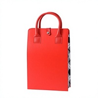 Coffret cadeau vin haut de gamme en PU pour 2 bouteilles, avec sac de transport élégant, détails en cuir premium, logo personnalisé et pompon