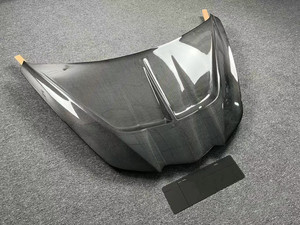 Capó de Fibra de Carbono Estilo ST para Corvette C8 (2019-), Nuevo, Autoadhesivo con Herrajes de Montaje - Product Image 2