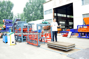 Machine à blocs QT8-15, machine à briques automatique, machine à blocs de béton, machine à pavés en ciment, usine de blocs de béton creux autobloquants - Product Image 5