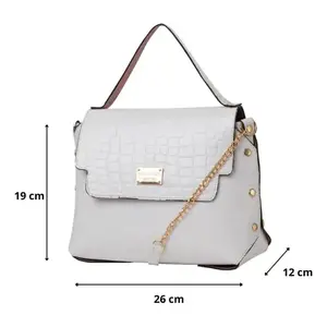 Bolso de Compras para Mujer Fana Jacoba, Color Blanco, con Patrón de Cocodrilo, Tamaño Mediano, Asa Superior, Cierre de Broche, Microfibra Vegana, Cuero Sintético - Product Image 3