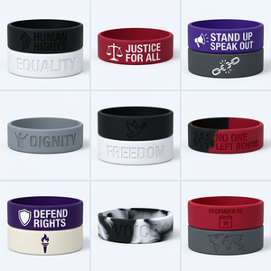 Bracelet en silicone personnalisé pour la défense des droits humains, message gravé, écologique, en gros, pour l'événement de la Journée internationale de la justice de décembre - Product Image 1