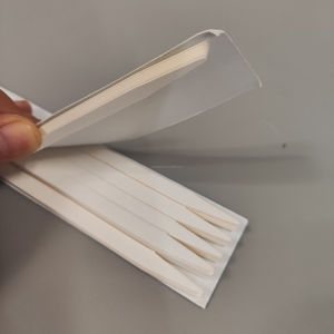 กระดาษทดสอบกลิ่นหอมแบบคราฟท์นำเข้า เป็นมิตรกับสิ่งแวดล้อม หนา ไม่มีรสชาติ พร้อมการ์ดโฮโลแกรม สำหรับบรรจุภัณฑ์น้ำมันหอมระเหย น้ำหอม และการพิมพ์สำหรับการช้อปปิ้ง - Product Image 4