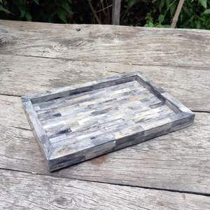 Plateau de service de luxe en incrustation d'os fabriqué à la main avec une base en bois solide au design unique pour le bureau à domicile ou l'affichage décoratif de fête - Product Image 2