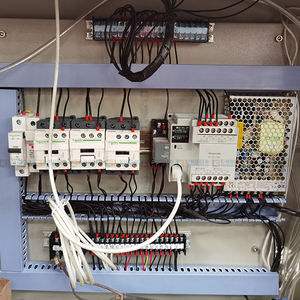 מחיר המפעל בידוד מכונת עיבוד זכוכית butyl extruder עבור ריסוס אלומיניום מרוח עם sealant - Product Image 6