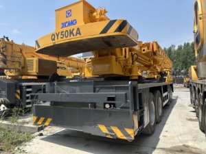 XCM Camion Grue d'occasion QY50KA QY25K QY50K QY55K QY70K QY80K QY100K QY130K QAY180 QAY200 Plus de Machines Stock Vente 50 Tonnes Pompe - Product Image 4