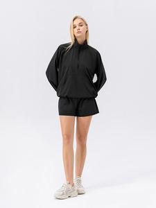 Top da donna a maniche lunghe con colletto in piedi sportivo e per il tempo libero con pantaloncini da corsa Set due pezzi per il Fitness - Product Image 4