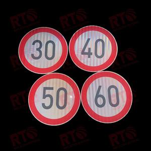 مثلث مخصص دائم من الألومنيوم توقف الشوارع الرقمية العاكسة تحذير سلامة حركة المرور - Product Image 2