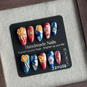 Ongles à presser faits main, style cour royale or rouge, scintillants dorés, fleurs en relief 3D blanches, simples et élégants - Product Image 6