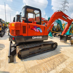 Livraison mondiale, excavatrice d'occasion DOOSAN DH55 Mini 5,5 tonnes, mini-excavatrice hydraulique sur chenilles d'occasion, bonnes performances, haute qualité - Product Image 1