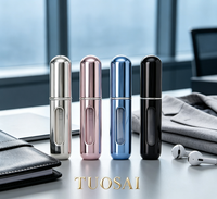 Vente en gros de flacons de parfum de poche personnalisés, atomiseur de recharge, flacon en plastique réutilisable de 10 ml, bouchon à vis en aluminium, estampage à chaud