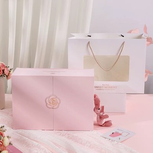 Lusso san valentino rosa rosa scatola regalo di nozze con doppie porte di lusso carta stampata con laminazione opaca e goffratura per il presente - Product Image 4