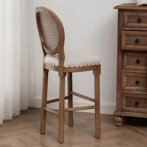 Tabouret de bar en bois massif, style campagnard américain, dossier haut, siège rembourré, durable, usage domestique, design européen - Product Image 1