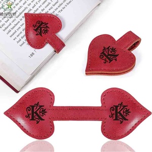 Magnet warna-warni dua sisi mode kulit PU <span class=keywords><strong>Hook</strong></span> <span class=keywords><strong>Loop</strong></span> tape buatan tangan magnet klip kertas Bookmark untuk Notebook - Product Image 6