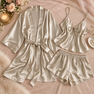 Camicia <span class=keywords><strong>da</strong></span> <span class=keywords><strong>Notte</strong></span> in Raso Personalizzata per Donne, Pigiama <span class=keywords><strong>da</strong></span> Sposa Plus Size con Dettaglio Cinturino Regolabile, Set Quattro Pezzi - Product Image 2
