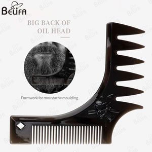 Peigne de barbier à texture stylisée avec logo personnalisé pour <span class=keywords><strong>homme</strong></span> Peigne à dents larges pour <span class=keywords><strong>coiffure</strong></span> à tête d'huile rétro noire - Product Image 4