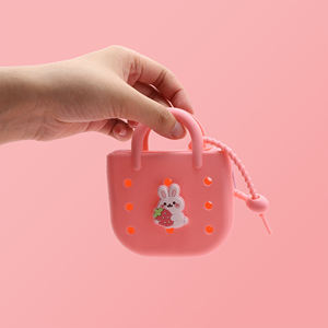 Vente chaude : Mini sac à bandoulière en silicone, porte-monnaie, sac à bonbons pour enfants, sac à bandoulière gonflé, trous faits à la main, pour l'extérieur, motif dessin animé mignon et tendance - Product Image 1