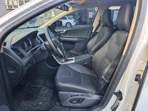 Expédition rapide pour <span class=keywords><strong>XC60</strong></span> <span class=keywords><strong>2019</strong></span> T5 Moteur turbo Transmission intégrale Volant à gauche Sièges en cuir Édition Zhiyuan National V - Product Image 3