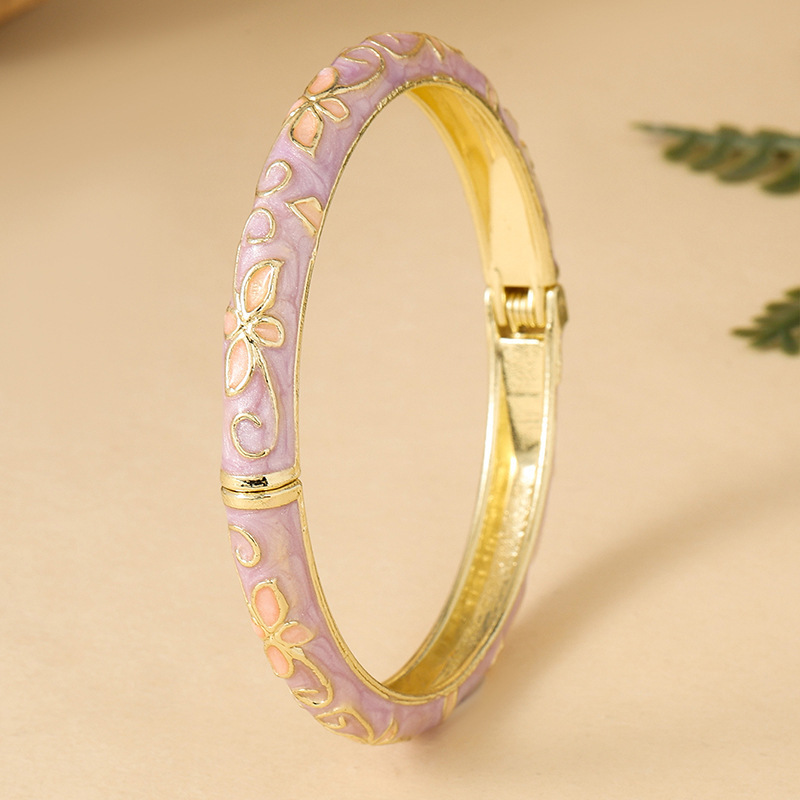 02 Light purple
