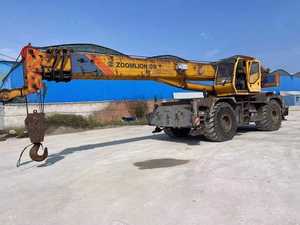 Grue tout-terrain Zoomlion d'occasion 25t, presque neuve, fabriquée en Chine, prix bas, bon état - Product Image 6