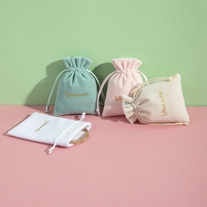 7x9cm Wholesale Luxury White Pink Green Cream High End <b>Thick</b> Velvet Pouch Jewelry Drawstring Gift Pouch Bag Packaging for <b>Ring</b> - Product Image 4