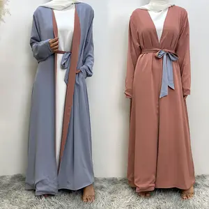 عباية كيمونو مفتوحة عكسها مع جيوب جانبية كلا الجانبين ارتداء المرأة المسلمة سترة نيدا العباية
