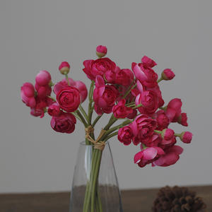 Bouquet de fleurs artificielles en ranunculus en soie réaliste de 24 têtes, vente en gros en Chine, IJ034, pour la décoration de la maison, les centres de table de mariage - Product Image 3