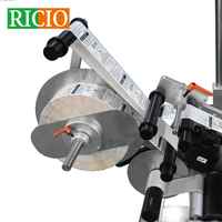 Étiqueteuse automatique pour grandes bouteilles, boîtes carrées et sachets, avec tête d'étiquetage en ligne pour bocaux plats, pour ligne de production