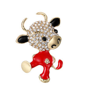 Weiman anno zodiacale della spilla mascotte bue, spilla simpatico cartone animato, accessorio di abbigliamento, abito, lana, corpetto Versatile - Product Image 1