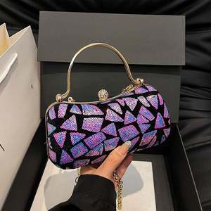 Borsa a Mano a Forma di Cuore con Strass per Donna, Pochette da Sera Dorata con Cristalli per Cerimonie - Product Image 2