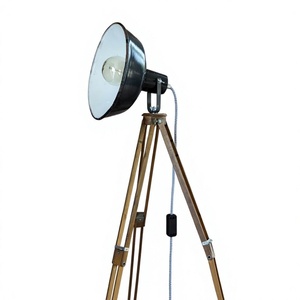 Lampe sur pied industrielle à trépied, base en bois massif, abat-jour cylindrique en métal, LED E27, direction réglable pour salon et chambre - Product Image 1