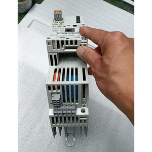 E84AVSCE7514VX0ไดรฟ์0.75KW 8400 AC สำหรับ E84AVSCE7514VX0 E84AVSCE7514VX0 8400ไดรฟ์ AC สำหรับ Lenze E84AVSCE7514VX0 - Product Image 3