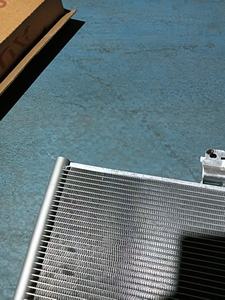 Condenseur de climatisation de voiture de pièces automobiles pour Suzuki <span class=keywords><strong>ALTO</strong></span> HA25 HA35 1.0 276504A00D 9531068K00 95310M68K00 - Product Image 3