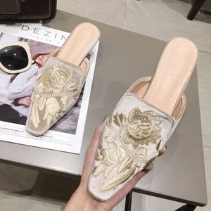 Chaussures Pour Femmes Talon 5CM Pointy Toe Kitten Low Heels <b>Slippers</b> Women Mules Shoes - Product Image 3