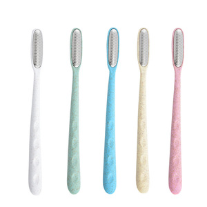 Kit de pédicure en acier inoxydable avec manche en paille de blé, comprenant lime à pieds, râpe à callosités, lime à peaux mortes et lime à ongles, pour le soin des pieds - Product Image 4