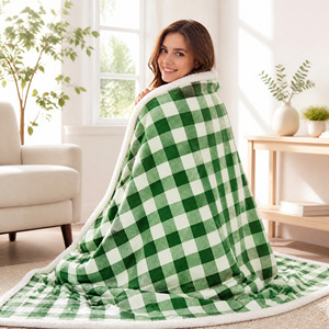 Lussuosa Coperta in Pile Sherpa a Quadri Verde e Bianco, Doppio Lato, Spessa e Calda, in Flanella Reversibile, Morbida e Pelosa, per Divano, Letto, Casa e Viaggi - Product Image 4