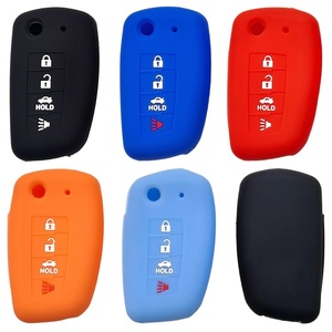 Custodia per chiave auto pieghevole a 4 pulsanti in silicone per Nissan <span class=keywords><strong>Qashqai</strong></span> Tiida Bluebird Loulan - Modello compatibile - Product Image 1