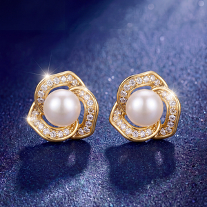 Élégantes boucles d'oreilles clous en argent S925 avec perle d'eau douce en forme de cœur et zircon pavé, bijoux fins pour femme, cadeau de mariage ou de mariée - Product Image 3