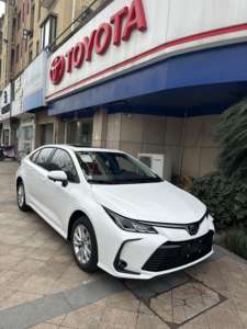 Toyota Corolla d'occasion 1.5 1.6 1.8 Hybride Nouvelle Voiture à essence Berline Sportive Voiture Toyota Corolla Voitures d'occasion Véhicules d'occasion Pas cher - Product Image 4