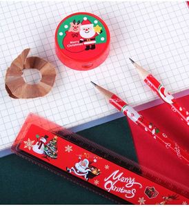 Lot de papeterie en bois à cinq pièces motif dessin animé pour enfants, idéal comme cadeau de Noël : règle, gomme, taille-crayon - Product Image 4